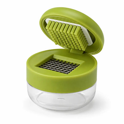 Manual Garlic Chopper, Mini Garlic Press Cutter with Stainless Steel Blades & Clear Collection Cup, Compact Kitchen Garlic Mincer for Garlic, Ginger, Onion & Chili, Easy-Press Food Prep Tool, Green